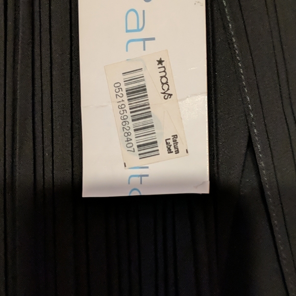 Skirt - Picture 3 of 3